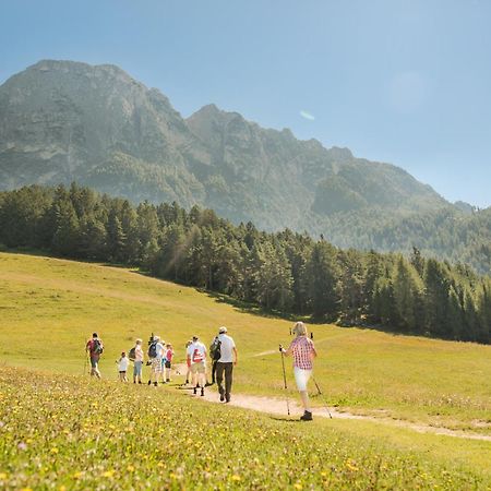 Hotel Resmairhof Schenna Luaran gambar